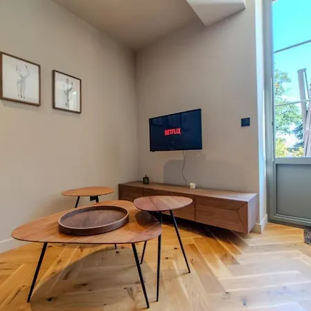 Le D'ecully Unique Avec Jardin A 10 Minutes De Lyon
